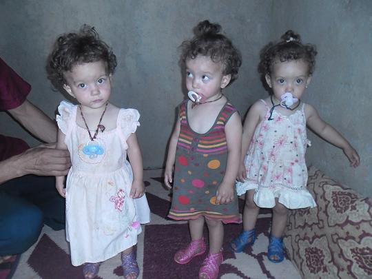 Parrainer la famille DIAB de Elkbab (Khenifra) composée de 5 filles dont des triplées